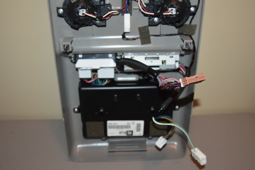2004-2007 Nissan Armada Rear Overhead Console Storage Light Panel W/O DVD Screen - Picture 12 of 12