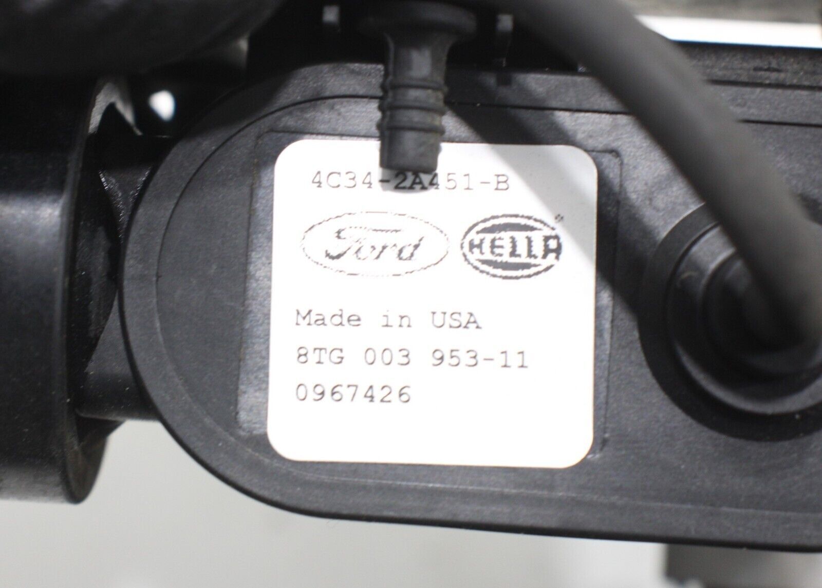 2007-10 ASTON MARTIN V8 VANTAGE ENGINE EXHAUST AIR VACUUM PUMP & RESERVOIR OEM