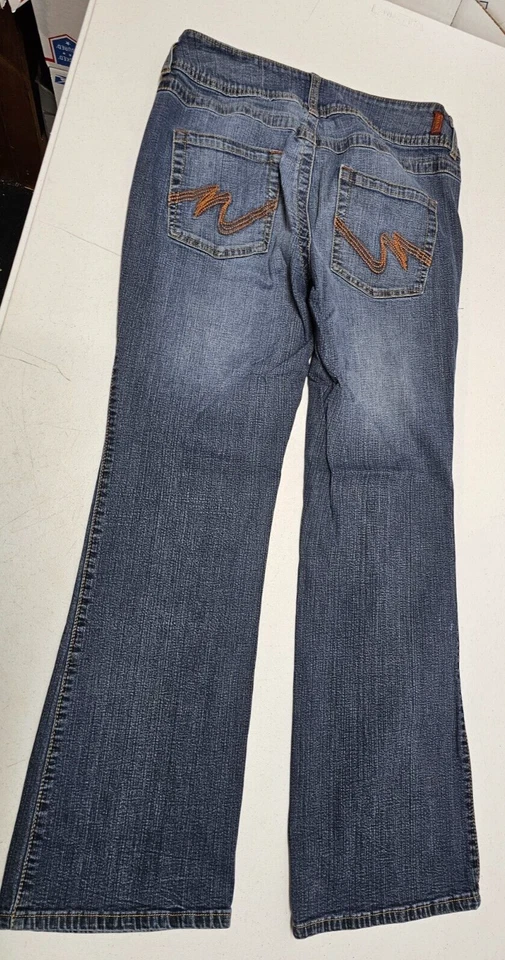 Pantalones de mezclilla azul bootcut MixIt para mujer talla 10 (32x29) Foto 2 de 4