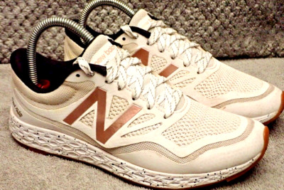 New Balance WTGOBIWG Fresh Foam Gobi Trail Running Shoes White/Rose Women's  7.5