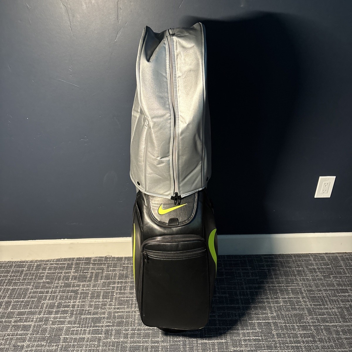 Excellent Nike Vapor RZN Tour Professional Staff Golf Bag Black