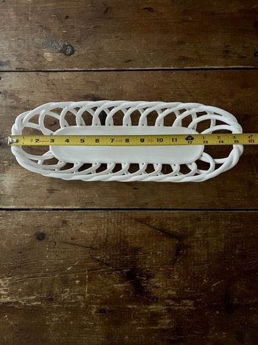 Vintage White Ceramic Lattice Twisted Woven Oval Bread Fruit Basket - Picture 11 of 13