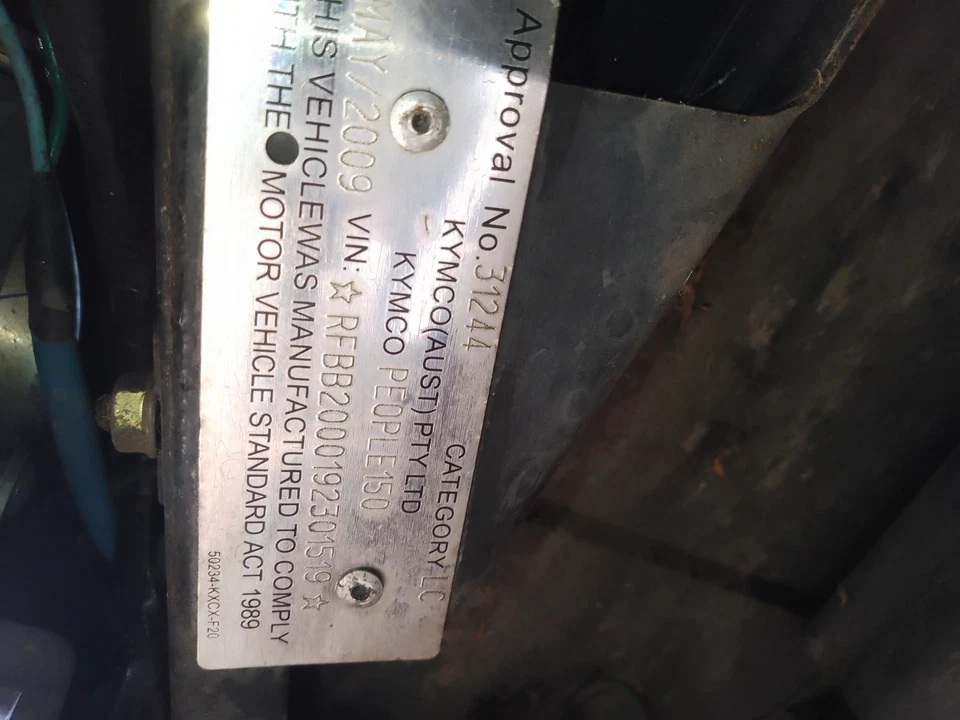 KYMCO 150CC ROAD SCOOTER/MOTORCYCLE four stroke engine - image 4 of 4