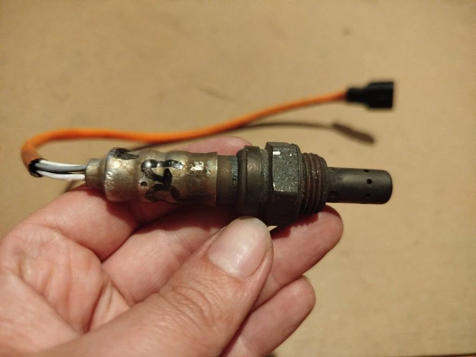 Sonda lambda benzina Renault Twingo II 2009 KKE9820 - Immagine 3 di 4