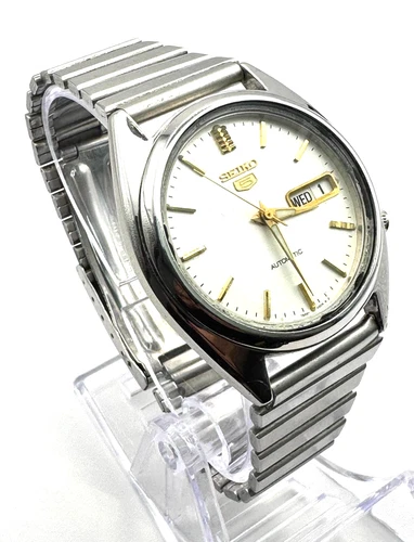 Vintage Seiko 5 Automatic Men’s Watch 7S26A Day/Date Glass Back