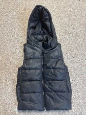 H M Kids Black Puffer Vest Size 6/7 Boy Or Girl Size Small W/ Hood  Full Zip