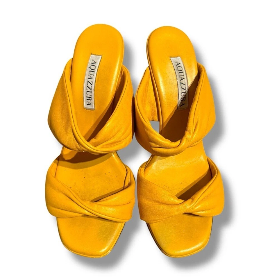 Sandálias de salto Aquazzura Twist couro slip on mula em sol toscano tamanho UE 37 / EUA 7 - Imagem 2 de 4