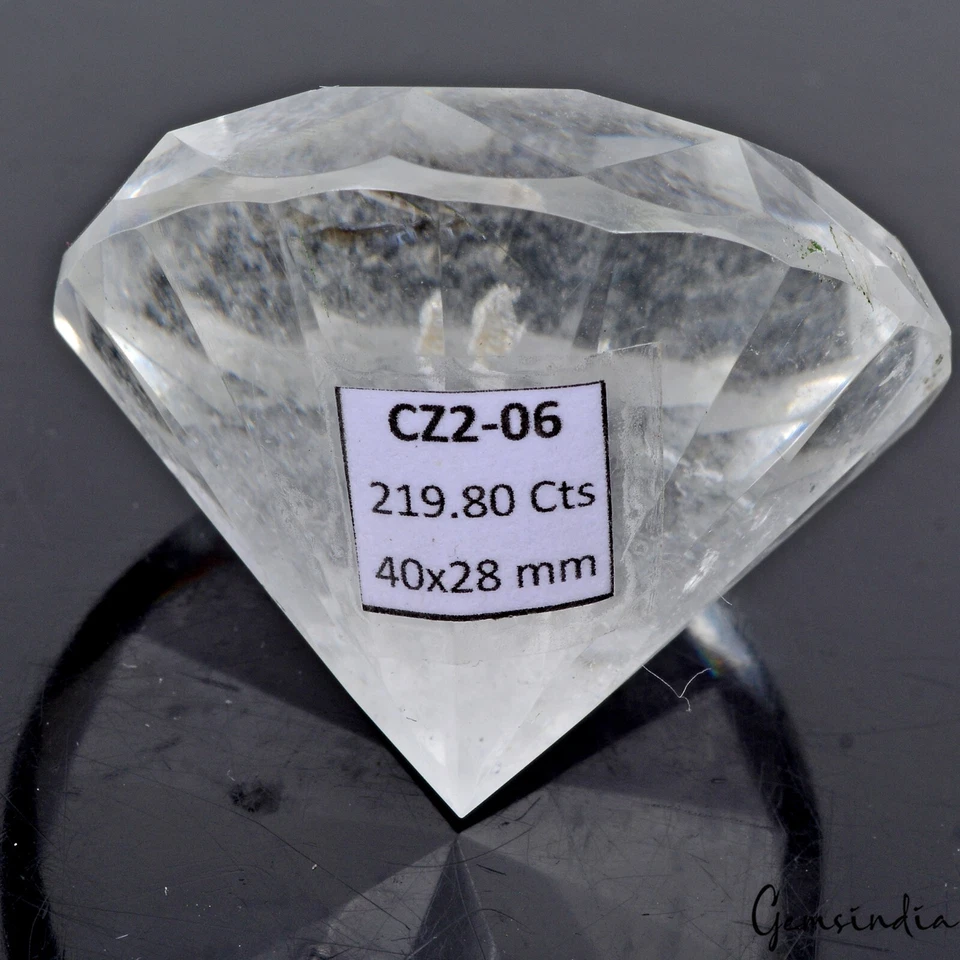 219.80 Ct. Natural White Quartz Brazil Round Diamond Cut 40mm Full Fire Gemstone - Image 3 of 4
