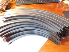 TYCO  Slot Car 9" RADIUS TRACK / No. B5831  11 Pc R 1/4 CIRCLE 11 PC TOTAL