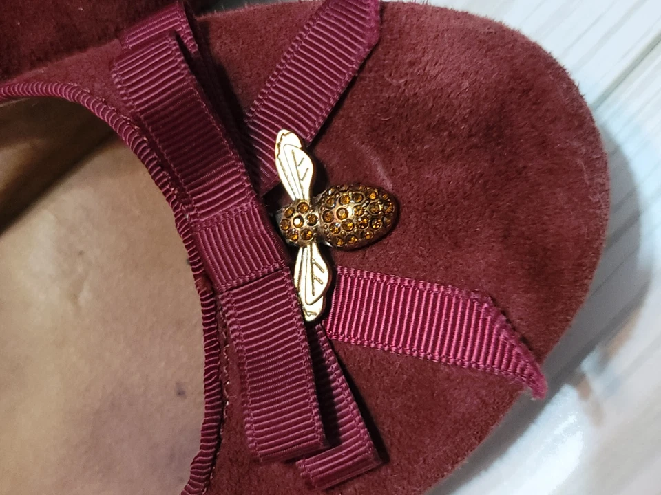 Fossil Slip On Ballet Flat Suede Shoes Sz 8.5 Burgundy Red Bee Charm Bow Accent - Image 2 of 4