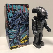 Vintage Aliens Tin Wind Up Toy Walking Figure - Billiken Shokai JAPAN NIB Movie