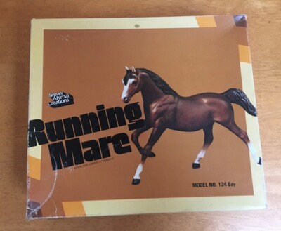 Breyer Horse #124 Running Mare Bay Brown Chestnut with Box Animal Creations 123