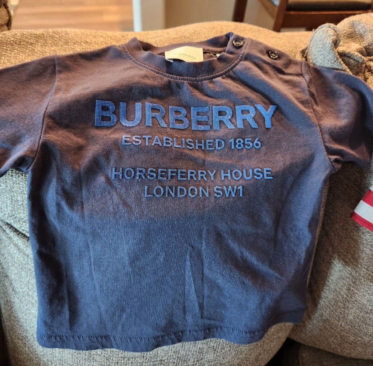 Picture 1 of 6
