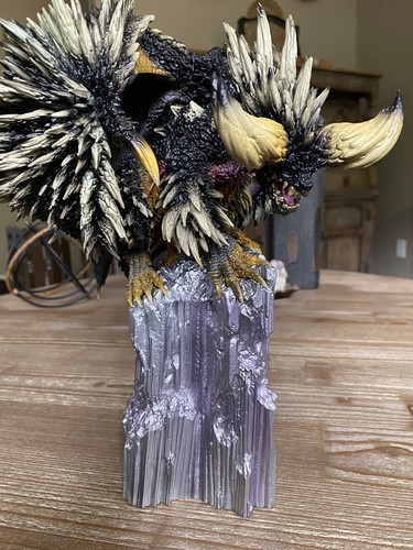 Capcom Figure Builder Creators Model Extinction Dragon Nergigante Monster Hunter - Picture 8 of 17