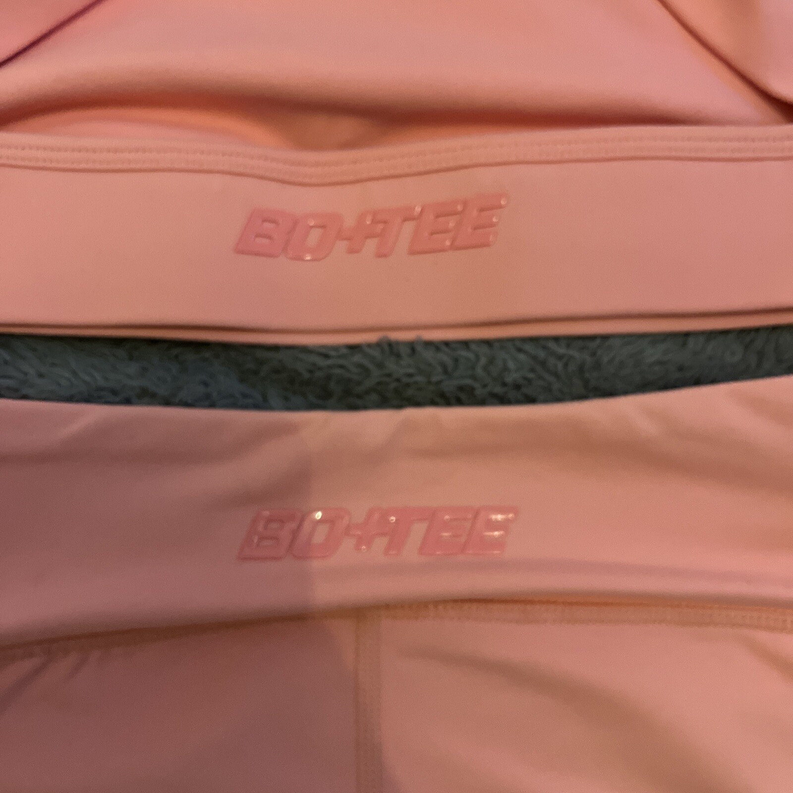 BRAND NEW BO & TEE Salmon activewear set XS in salmon/pink image 3