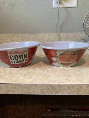 2 NEW Kellogg s Corn Flakes - Santa Cereal Bowls Norman Rockwell 2006