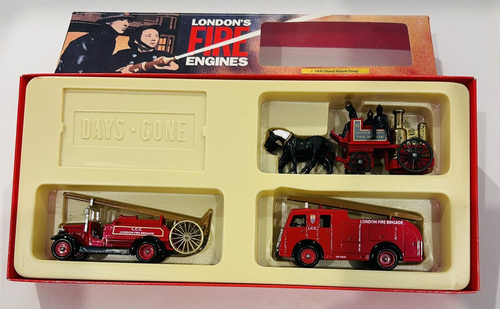 LLEDO London's Fire Engines - Set of 3 - 1900 Mason Pump 1934 & 1955 Dennis - Picture 3 of 15