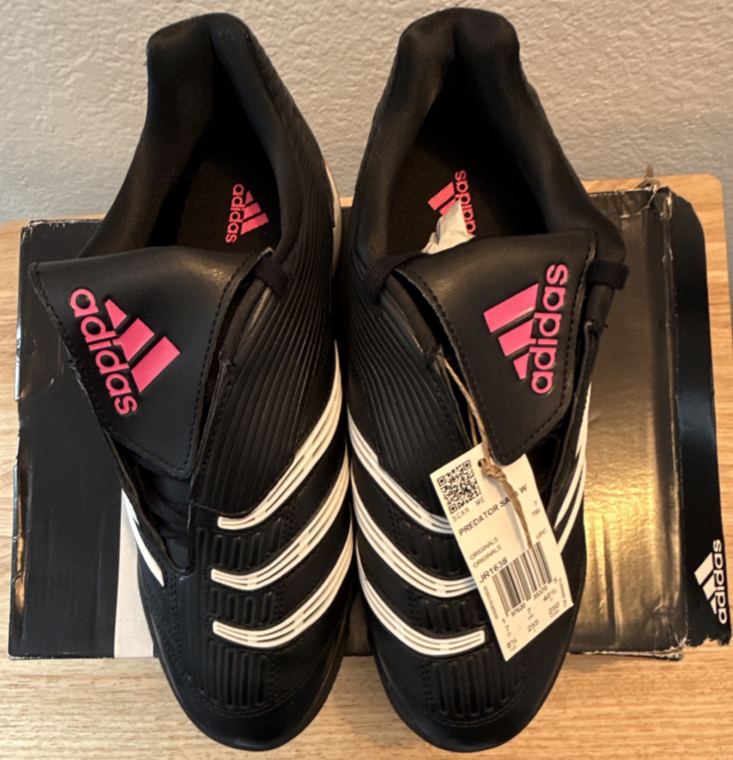 Black/white/pink Jr1638