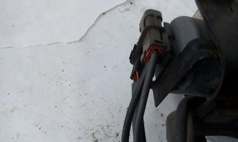 Conjunto de piezas de freno antibloqueo Mitsubishi Montero 97-00 Foto 4 de 4