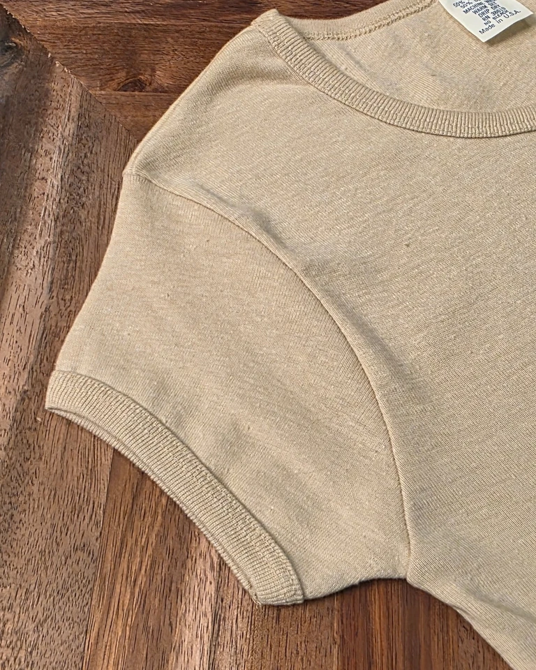 Camiseta De Colección Años 70 “LOVE ME TENDER” Raunchy - Estampado Arco Iris Brillo - Hecha en EE. UU. Foto 4 de 4