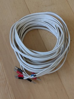 Pair of 10m White Naim Hi Fi Speaker Cables with Banana Plugs