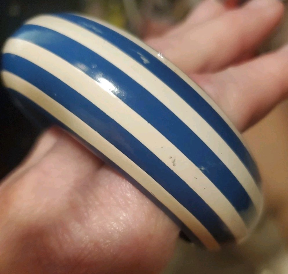 Picture 4 of 5