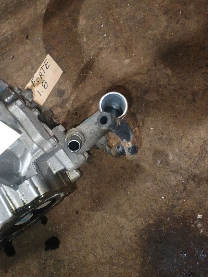 2014-2016 KIA FORTE Engine Motor Cylinder Head 1.8L COMPLETE W Cams Oem - Image 4 of 4