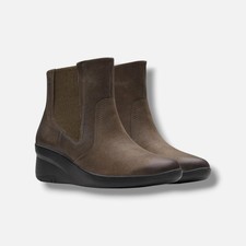 Clarks Collection Women's Brown Leather Suttyn Rae Boots Shoes Size 8W