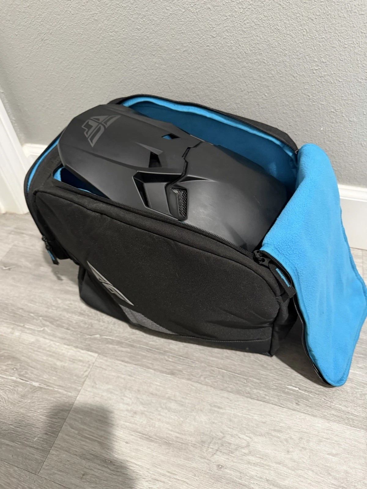 FLY RACING MATTE BLACK FORMULA CC DOT FULL FACE HELMET SIZE MEDIUM WITH CASE