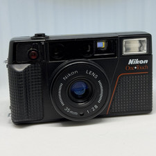 Nikon One Touch 35mm Point Shoot Auto Focus, Built-in Flash Black