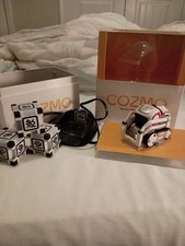 Cozmo Robot By Anki Cubes  Charger  Instruction Manual Included  WORKING 