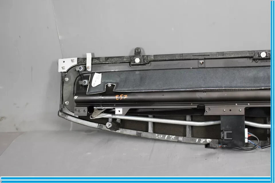 06-12 Bentley Continental Rear Flying Spur Window Retractable Sunshade OEM