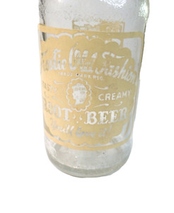 Vintage Frostie Root Beer 12 oz Bottle New Britain Ct - Yellow Label - Excellent