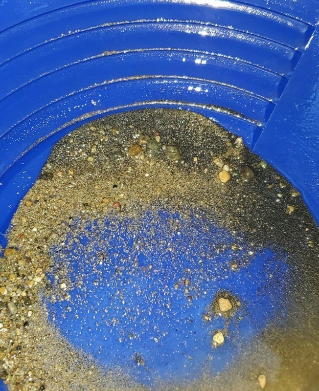 Gold Panning Paydirt 10 Lbs Guaranteed Gold + Unsearched Mining Claim Material