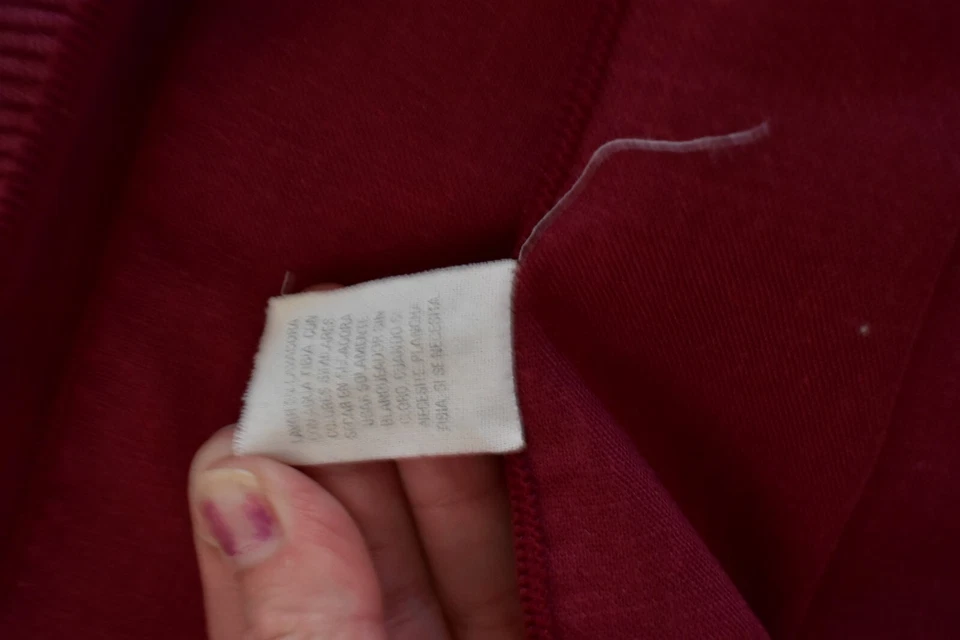 Vtg Cotton Blend Ribbed Placemats Tablecloth Set Wine Maroon Color  - Image 3 of 4