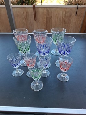 Antike Bunte Kristallgläser VMC Reims