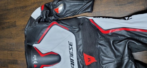 Dainese Misano 2 D-Air Airbag One Piece Motorcycle Suit Black White Fluo Red - Picture 15 of 17