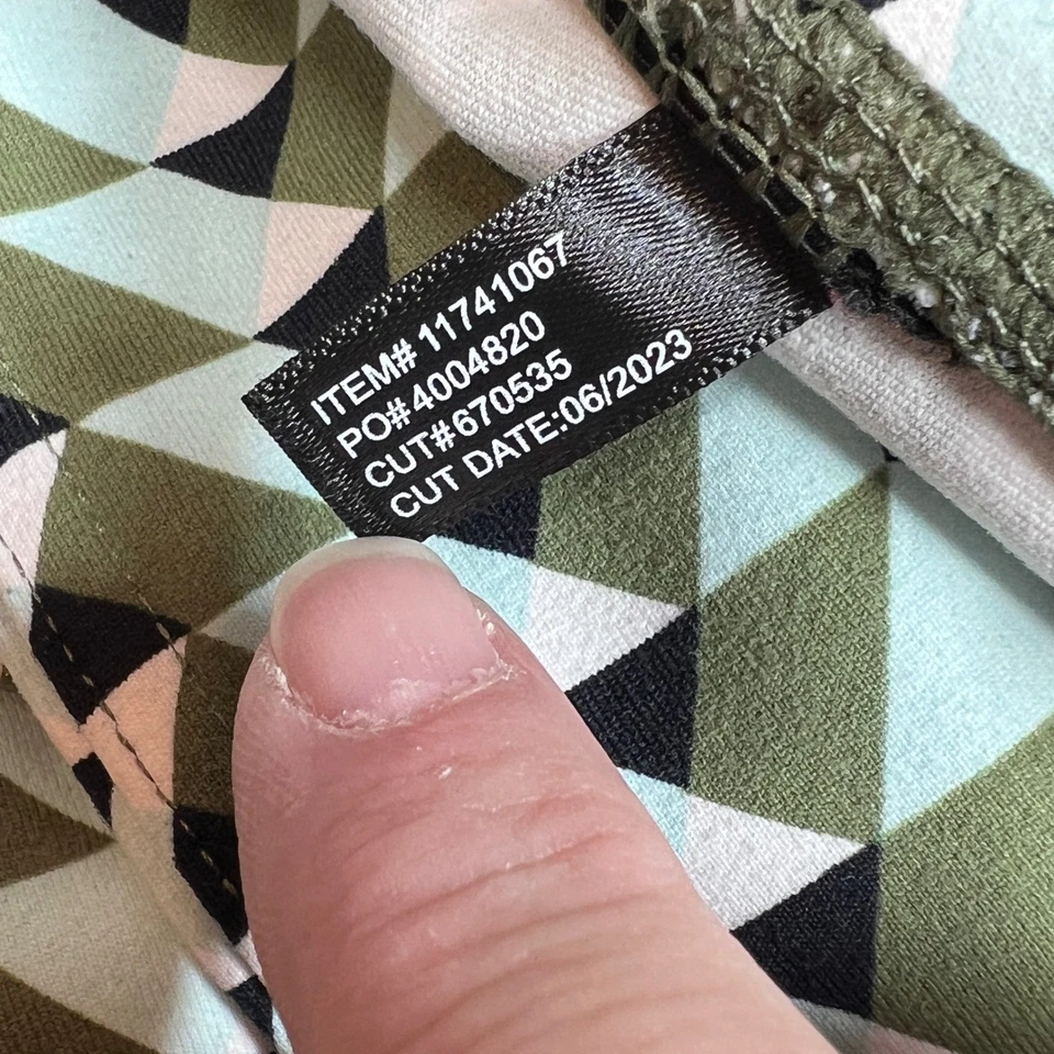 Torrid Active Geometric Print Leggings Women's Size 6 Olive Green White Black - Image 4 of 4