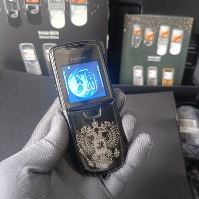 RARE GENUINE NOKIA 8800 CLASSIC BLACK LIMITED EDITION UNLOCKED GSM MOBILE PHONE