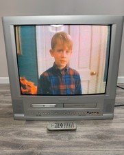 Gaming CRT TV Magnavox MWC24T5 B 24" TV Retro DVD/VCR/ AUX W/Remote Tested