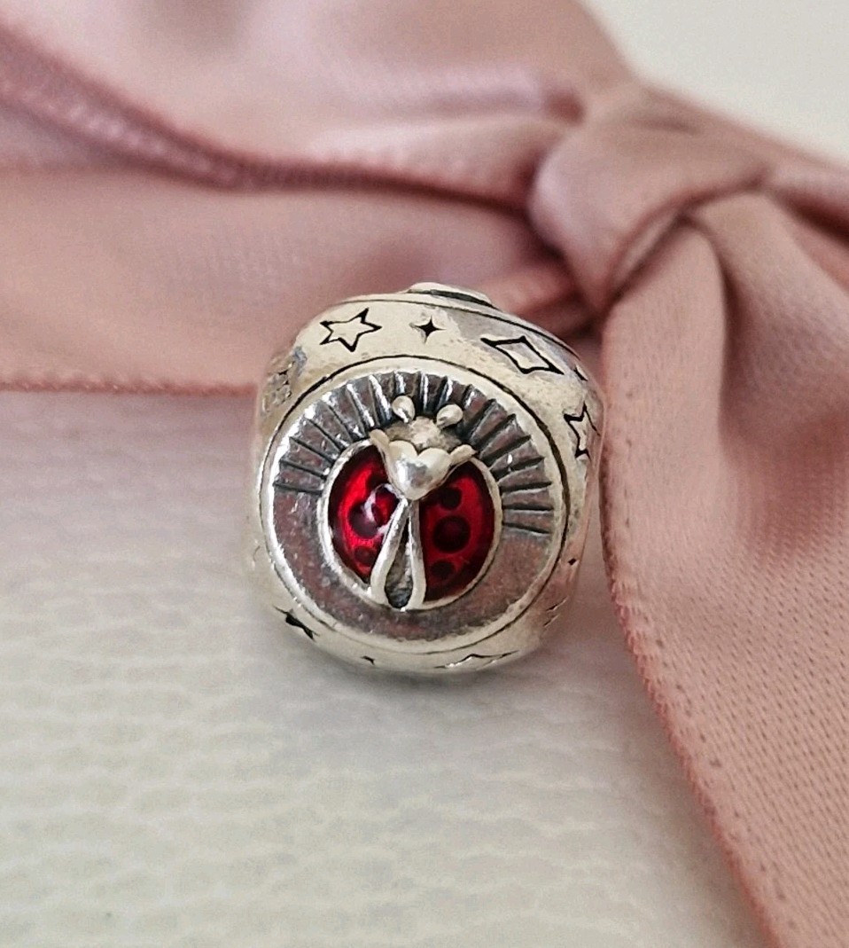 Pandora Trébol, Herradura y Ladybird Dije - Raro y Coleccionable