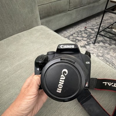 Canon EOS Rebel XS Digital SLR 10.1MP Black w/ 18-55mm IS Lens