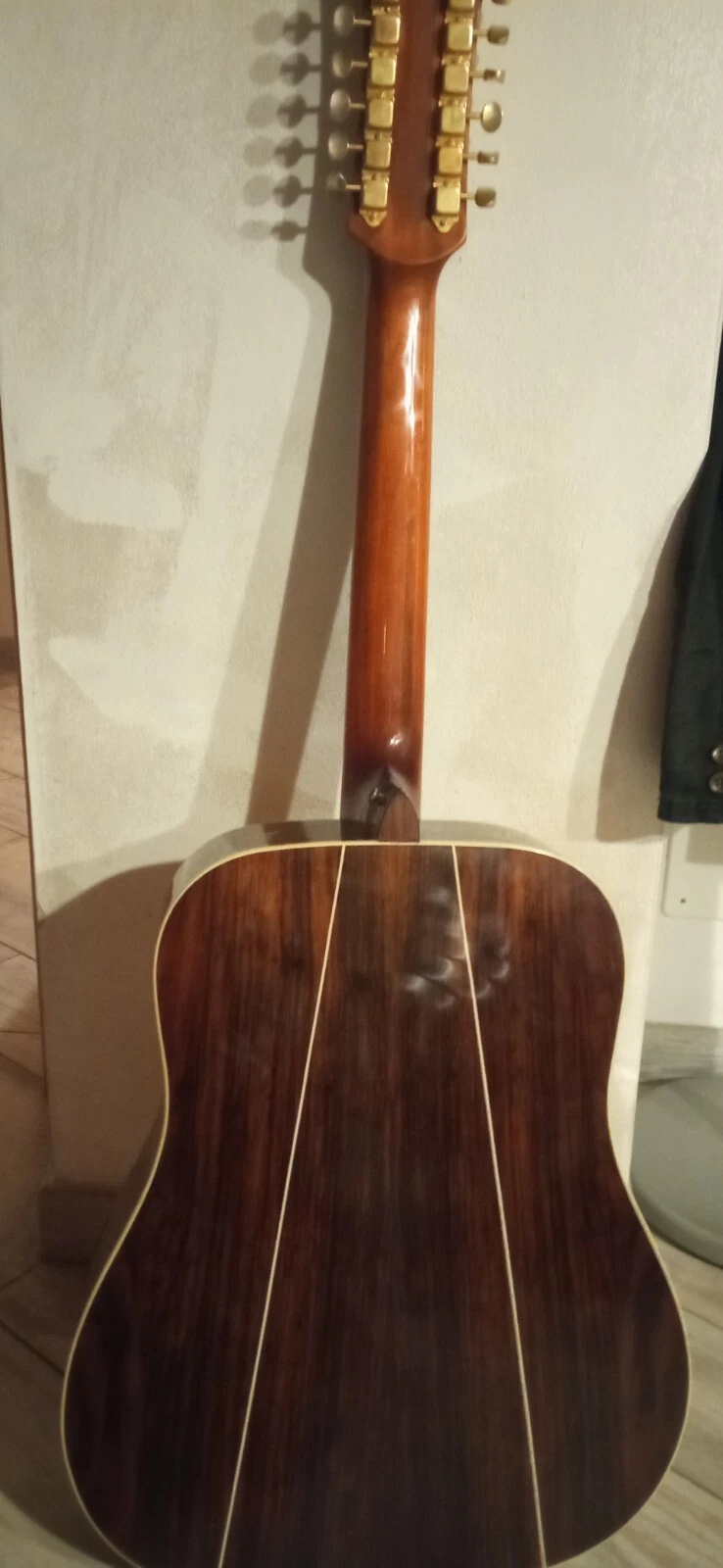 Picture 2 of 4