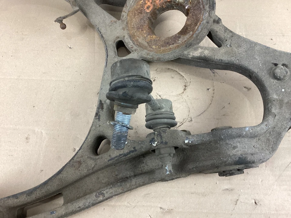 2007-2012 Mercedes-Benz GL450 Rear Right Side Suspension Lower Control Arm OEM - Image 2 of 4