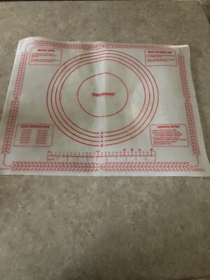 tupperware pastry mat