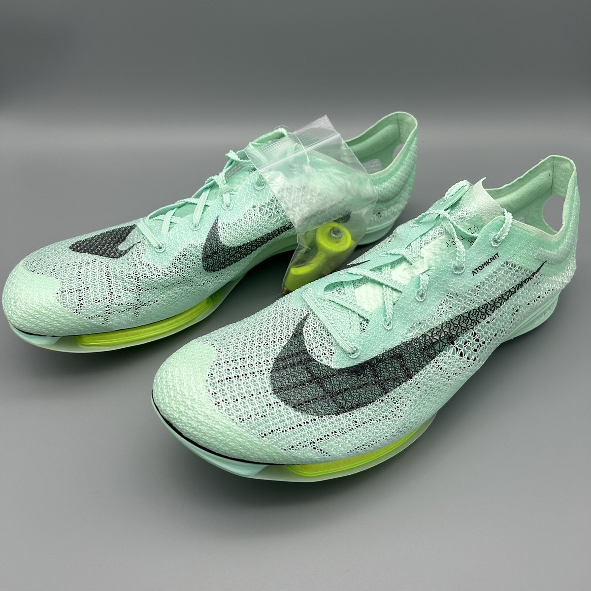 Nike Air Zoom Victory Atomknit Track Spikes  display picture 1