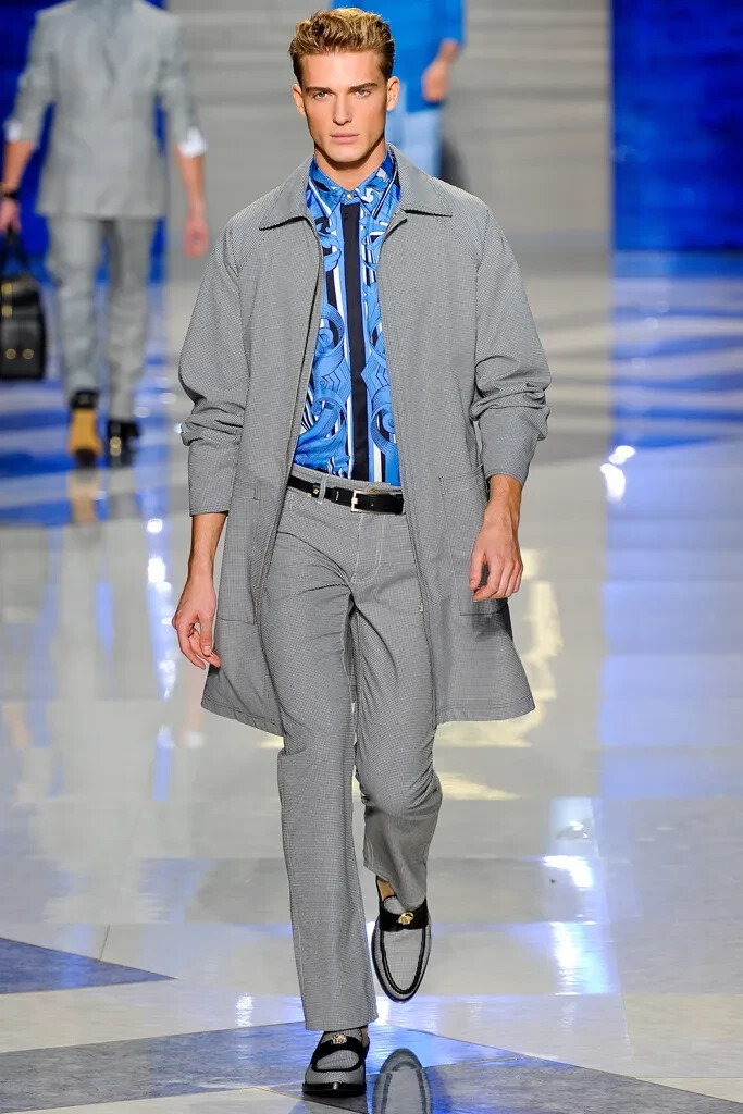 S/S 2012 Look #4 New Versace Houndstooth Cotton Trench Coat 48