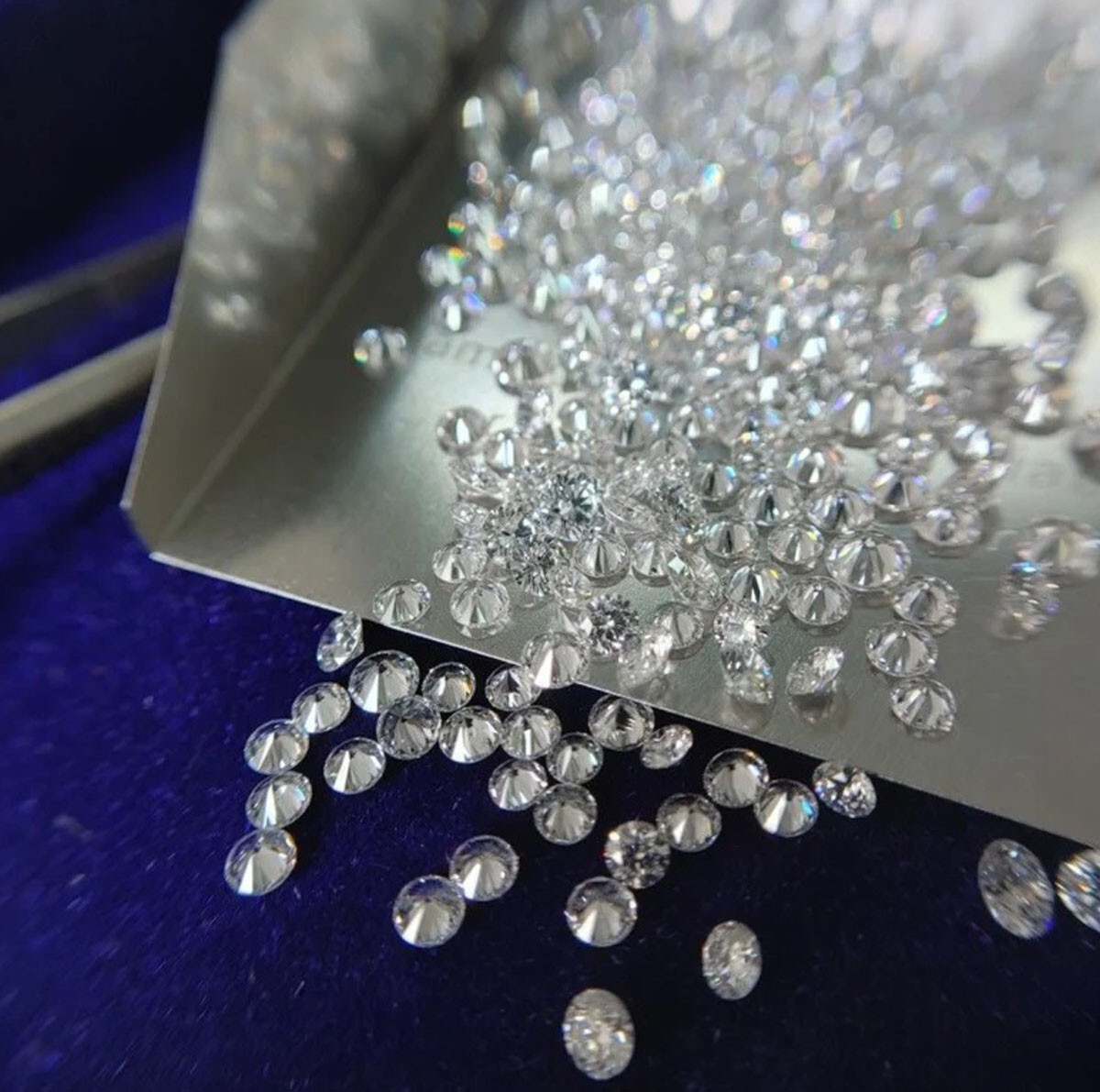 Diamant Rond Naturel 0,24 Carats - Pureté VVS - Taille Excellente - 3,8 Mm - Non Certifié Mais De Qualité