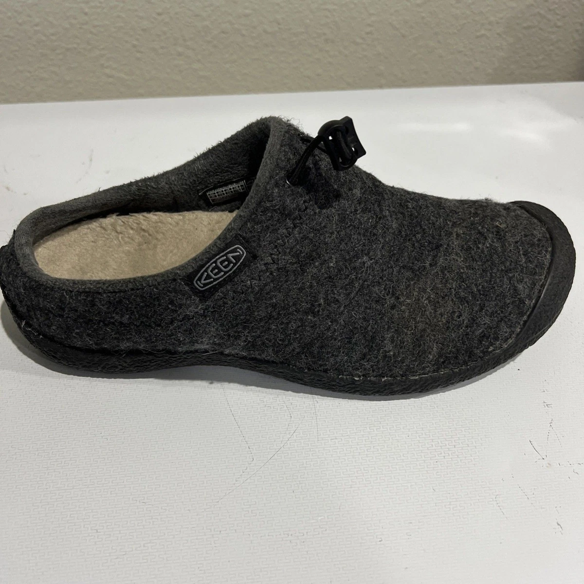 KEEN Men\'s Black Fabric Slip-On Slippers Pull Tab US 12 UK 11 EU 46 KEEN Men main image 3