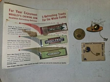 4 Vintage 1939 1940 New York World's Fair Mint On Card Pin,Wrigley's Gum Promo